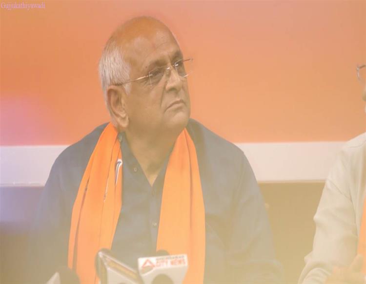 મુખ્યમંત્રી બદલાતા CMOમાં ધરખમ ફેરફાર, પંકજ જોશીને CMના એડિશનલ ચીફ સેક્રેટરી બનાવાયા