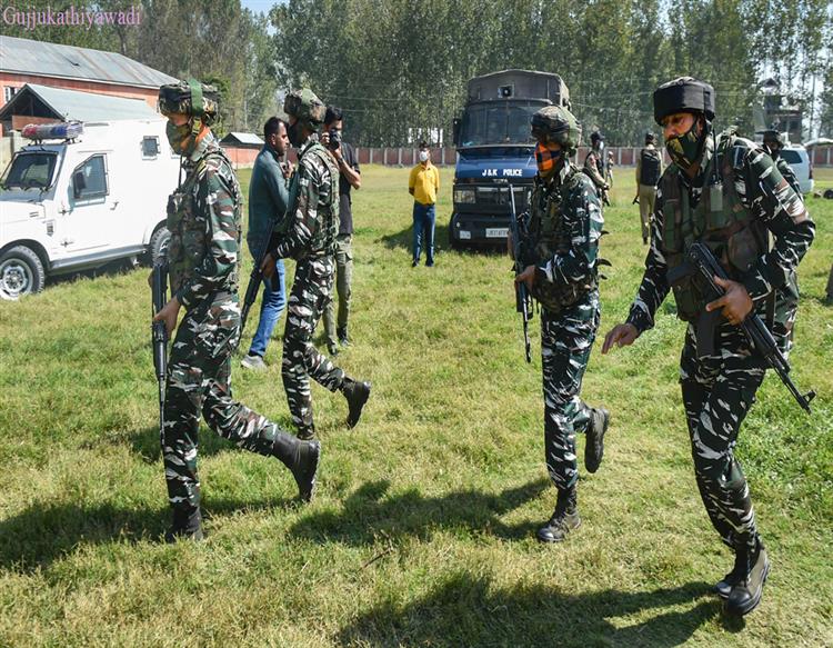 જમ્મુ કાશ્મીરના પુંચમાં સુરક્ષાદળો અને આતંકીઓ વચ્ચે એન્કાઉન્ટર, JCO અને એક જવાન શહીદ