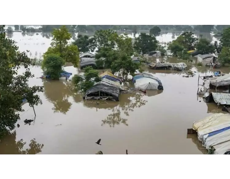 દિલ્હીમાં ભરાયેલા પાણીમાં દુર્ઘટના, પાણીમાં નહાવા પડેલા 3 બાળકોના મોત