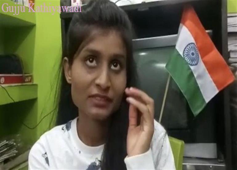 कुरान बांटने की शर्त मेरे मौलिक अधिकारों का हनन: रिचा पटेल