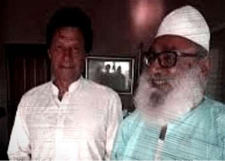 इस शख्स के चलते पाकिस्तान में खौफ के साए में जी रही हैं हिंदू लड़कियां