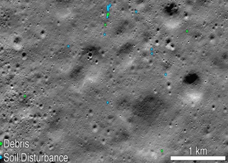 NASA ने खोज निकाला चंद्रयान-2 के 'विक्रम लैंडर' का मलबा, जारी की तस्वीर