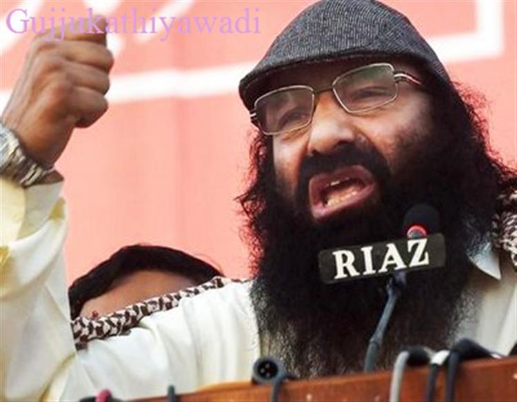 रियाज नायकू के मरने से कांपे पाकिस्तानी आतंकी, हिज्बुल में हाहाकर, सलाहुद्दीन बोला- इंडिया का पलड़ा भारी