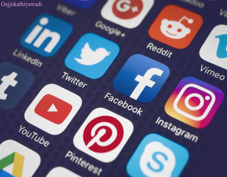 सेना में 89 ऐप पर बैन: हाई कोर्ट की लेफ्टिनेंट कर्नल को दो टूक- फेसबुक अकाउंट बंद कीजिए या नौकरी छोड़िए