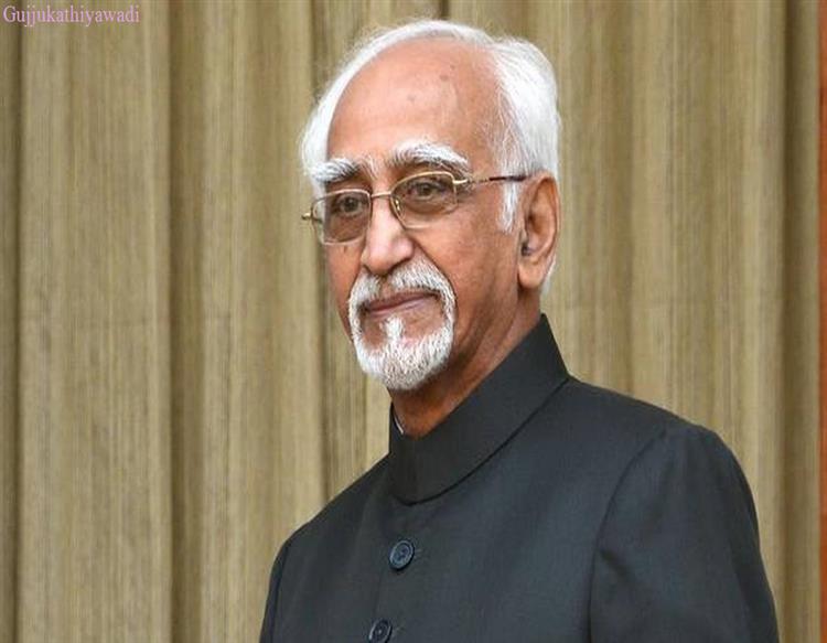 पूर्व उप राष्ट्रपति हामिद अंसारी बोले- कोरोना से पहले ही देश 'धार्मिक कट्टरता' और 'आक्रामक राष्ट्रवाद' की महामारी का शिकार