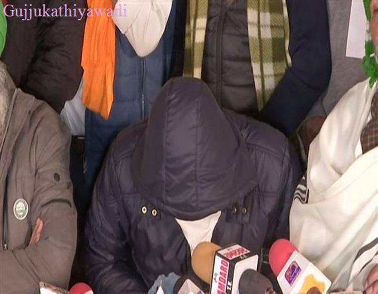 Farmers Protest: सिंघु बॉर्डर पर किसानों ने शूटर को पकड़ा, 26 जनवरी को ट्रैक्टर रैली में गोली चलाने की थी साजिश