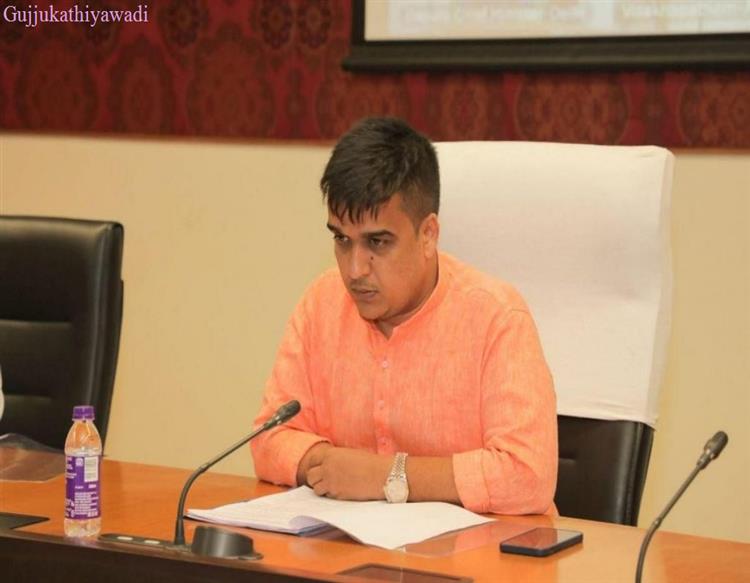  હેડ ક્લાર્ક પેપર લીક મુદ્દે ગૃહરાજ્યમંત્રીએ કર્યો ચોંકાવનારો ખુલાસો