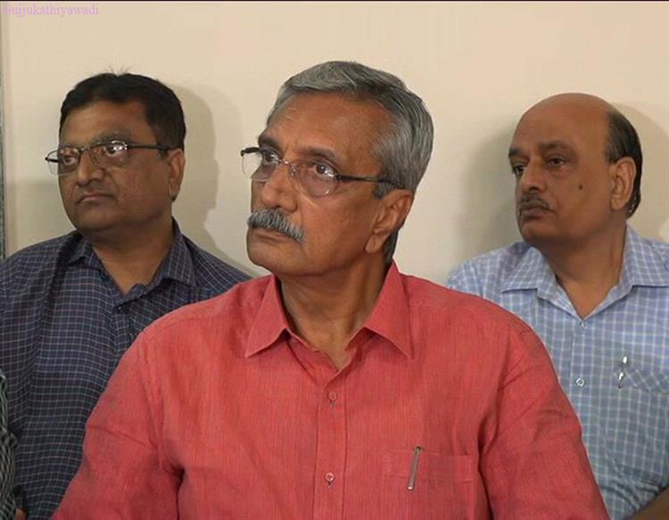  યુવાનો સાથે વિશ્વાસઘાતના ભરતીકાંડમાં ફરી અસિત વોરાને બચાવવા તખ્તો તૈયાર