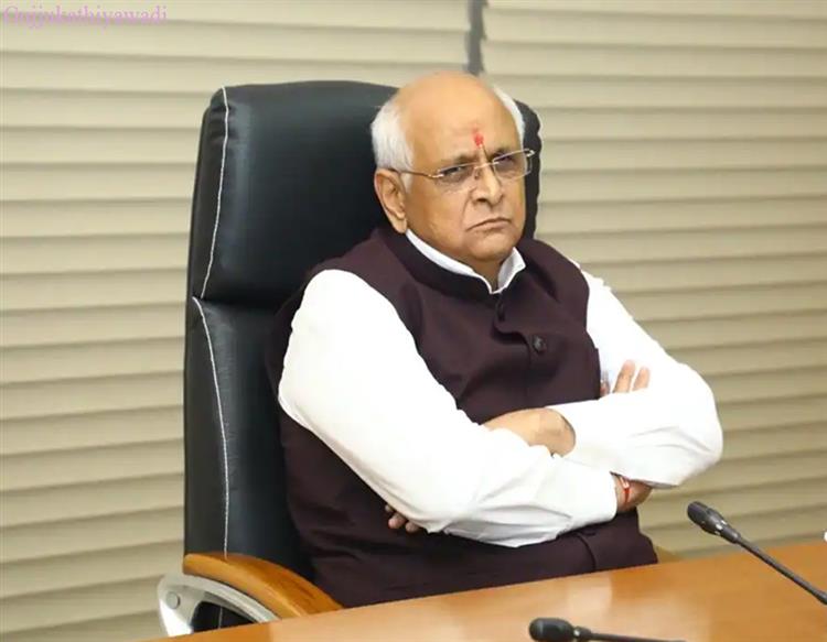  ટેક્સટાઈલની રોજીરોટી આપતું સુરત મીની ઈન્ડિયા બન્યું છેઃ CM