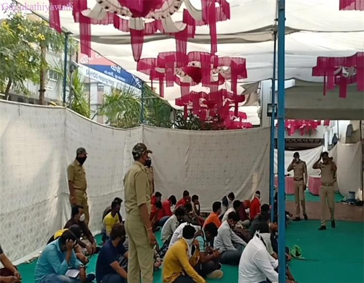  ગુજરાતમાં અહીં એટલા પીધેલા ઝડપાયા કે મંડપ બાંધવો પડ્યો