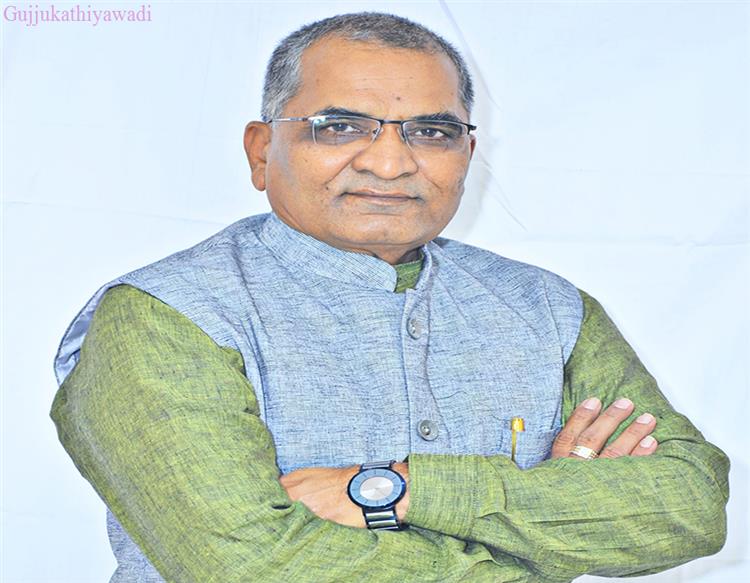  ‘તમે ફેંકવાનું બંધ કરો’ કહેતા જ ધારાસભ્ય- કોર્પોરેટરની મંચ ઉપર તડાફડી