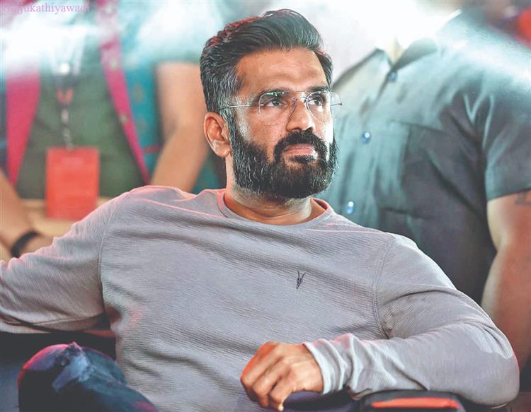  જે હોટલોમાં પિતા સફાઈકર્મી, તે તમામ દીકરાએ ખરીદી લીધી