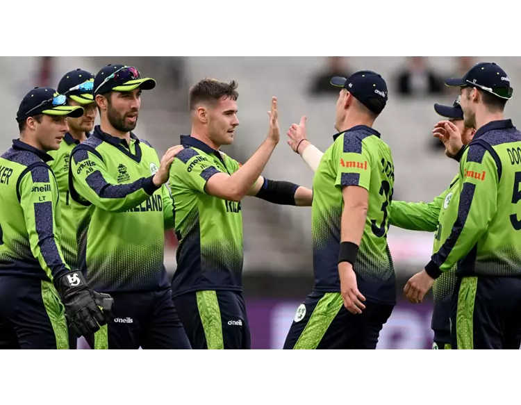 T20 વર્લ્ડ કપમાં વધુ એક મોટો અપસેટ:2010ની ચેમ્પિયન ઇંગ્લેન્ડને આયર્લેન્ડે 5 રનથી હરાવ્યું
