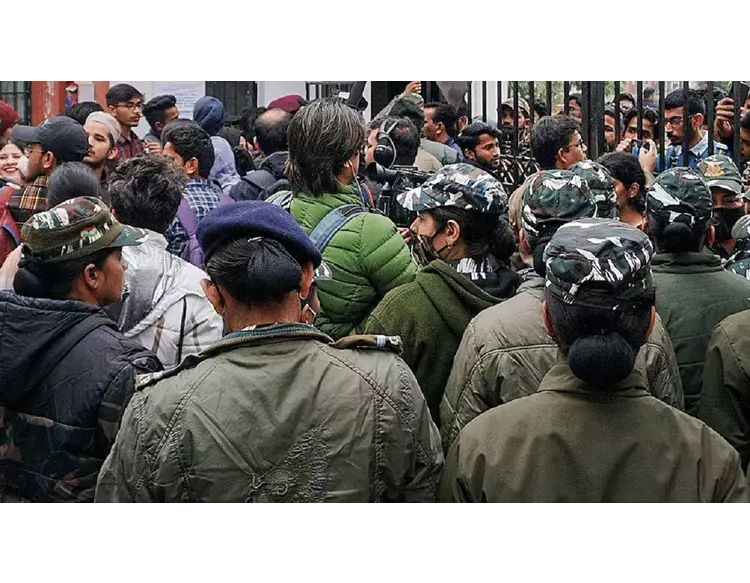 BBC ડોક્યુમેન્ટરી વિવાદ: ABVPએ કાશ્મીર ફાઇલ્સ બતાવી, હૈદરાબાદ યુનિવર્સિટીમાં હોબાળો