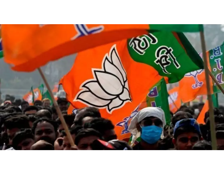 ભાજપે મોડી રાતે ઉમેદવારોને ફોન કરી આપી સૂચના, આ રહ્યું આખેઆખું લિસ્ટ