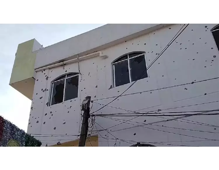 મેક્સિકોમાં અંધાધૂંધ ગોળીબાર, મેયર સહિત 18 લોકોના મોતથી ફફડાટ