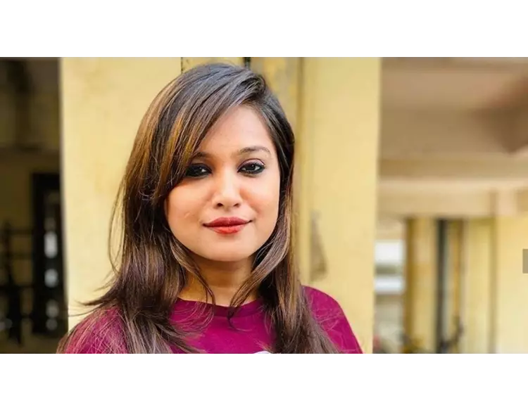 જુનાગઢ: ટિકટોક સ્ટાર કીર્તિ પટેલ ફરી વિવાદમાં, જેલમાં જવાનો વારો આવશે