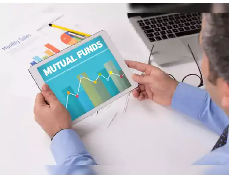 ઇક્વિટી માર્કેટમાં નિરાશા છતાં રિટેલ રોકાણકારોનો MFમાં ઉત્સાહ:મ્યુચ્યુ. ફંડમાં રિટેલ રોકાણકારોનો હિસ્સો 9.3% વધી 23 લાખ કરોડ