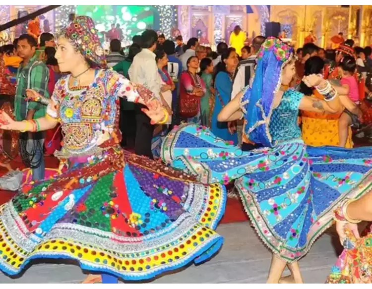 પાર્ટી પ્લોટ-ક્લબોમાં પૂરજોશમાં નવરાત્રીની તૈયારીઓ, આ વખતે પણ ગ્રુપ બુકિંગમાં ભારે ધસારો