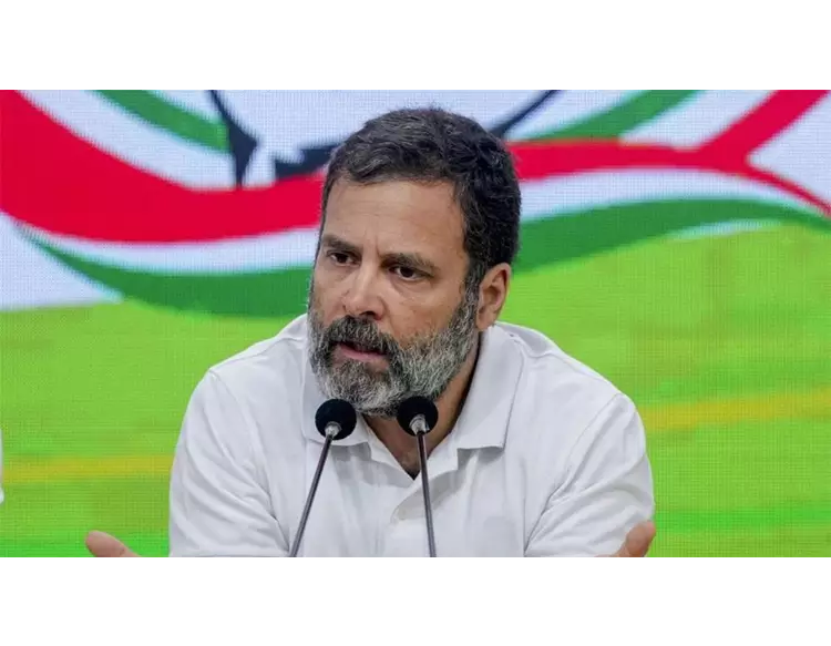 રાહુલ ગાંધીને મોટો ઝટકો, લોકસભાનું સભ્ય પદ રદ