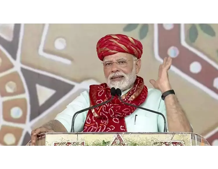 આ ચૂંટણી આવનાર 25 વર્ષ કોણ સંભાળશે તેની છે: PM મોદી