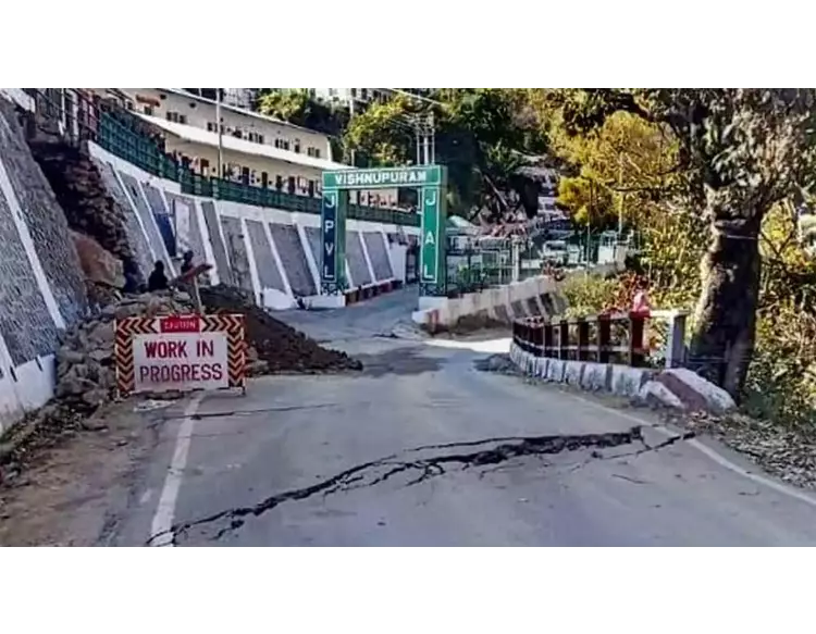 જોશીમઠના અસ્તિત્વ પર સંકટ માટે જવાબદાર કોણ? જાણો વૈજ્ઞાનિકોનો રિપોર્ટ