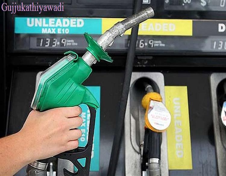 2, 4 और 10 रुपये लीटर में यहां मिल रहा पेट्रोल, देखें- किन 10 देशों में सबसे कम दाम