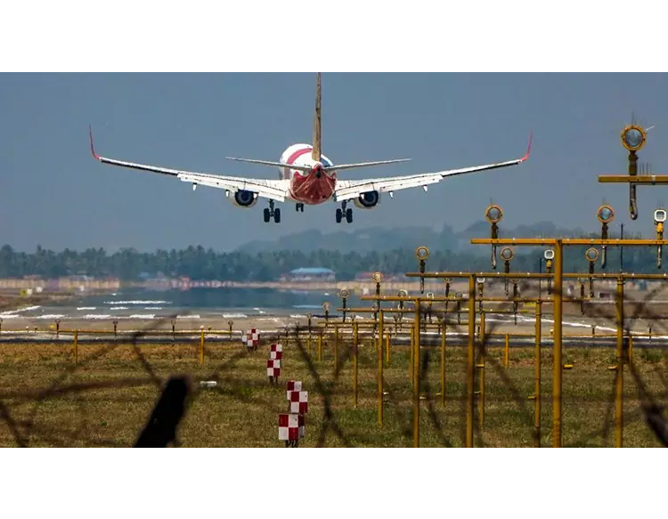 કાઠમંડુ એરપોર્ટથી દુબઈ જતી ફ્લાઇટમાં આગ લાગી