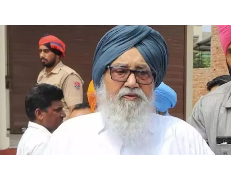 પંજાબના પૂર્વ મુખ્યમંત્રી પ્રકાશ સિંહ બાદલનુ નિધન