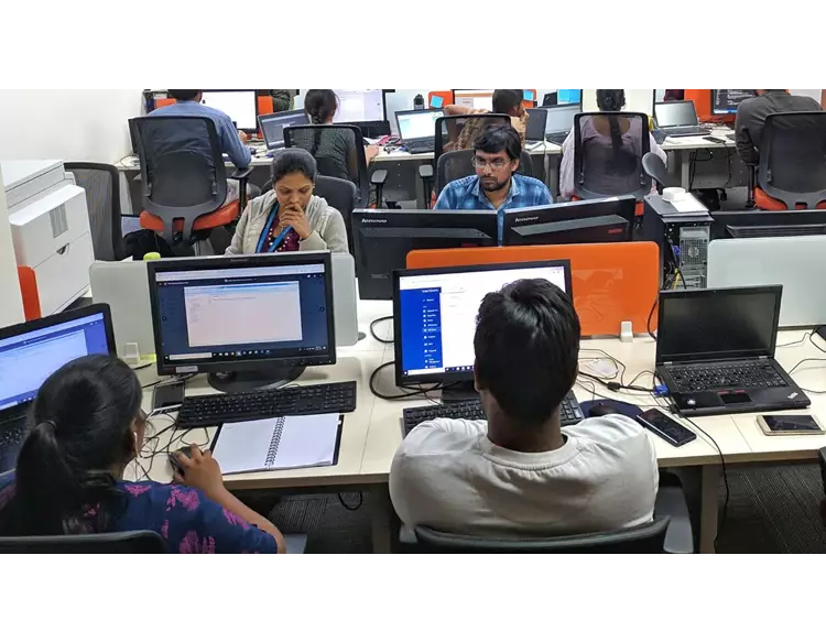 નવો લેબર કોડ: 3 વીકઓફ, PF વધુ, 1 જુલાઇએ મળી શકે ખુશખબરી