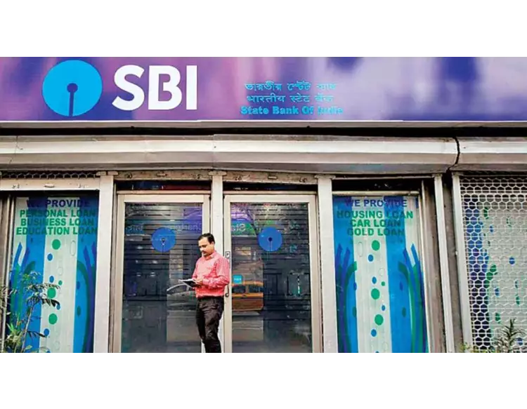 SBIએ 2 ટોલ ફ્રી નંબર જારી કર્યા,રવિવારે પણ કામ થશે