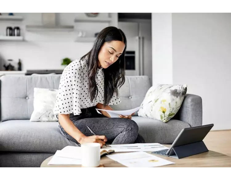 મહિલાઓ...માત્ર બચત નહીં, મૂડીરોકાણ પ્રત્યે પણ જાગૃત બનો...