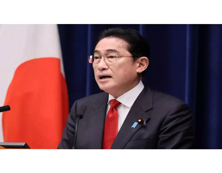 જાપાનના વડાપ્રધાન ફુમિયો કિશિદા પર સ્મોક બોમ્બથી હુમલો